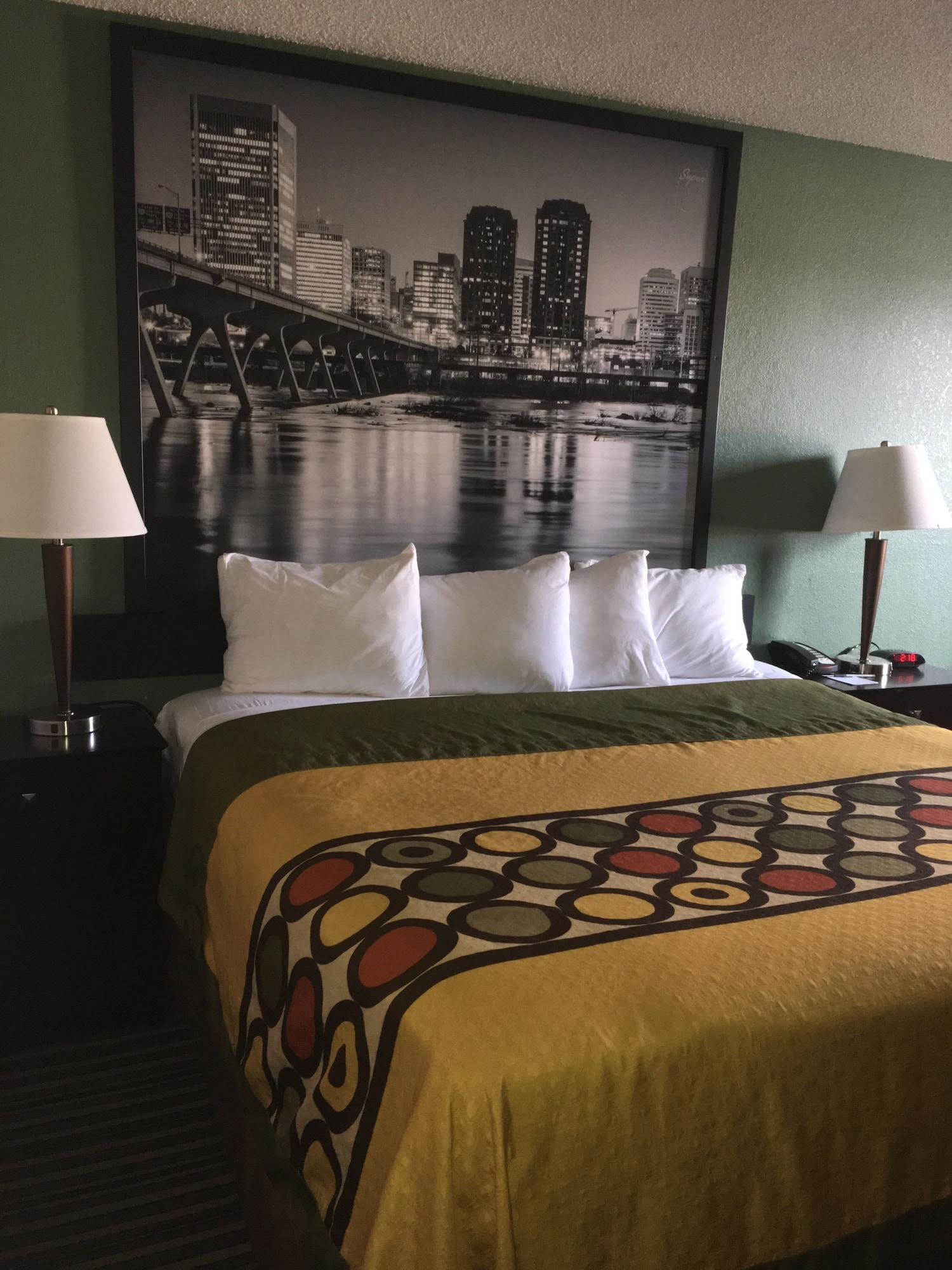 Super 8 By Wyndham Richmond Midlothian Turnpike Hotell Eksteriør bilde