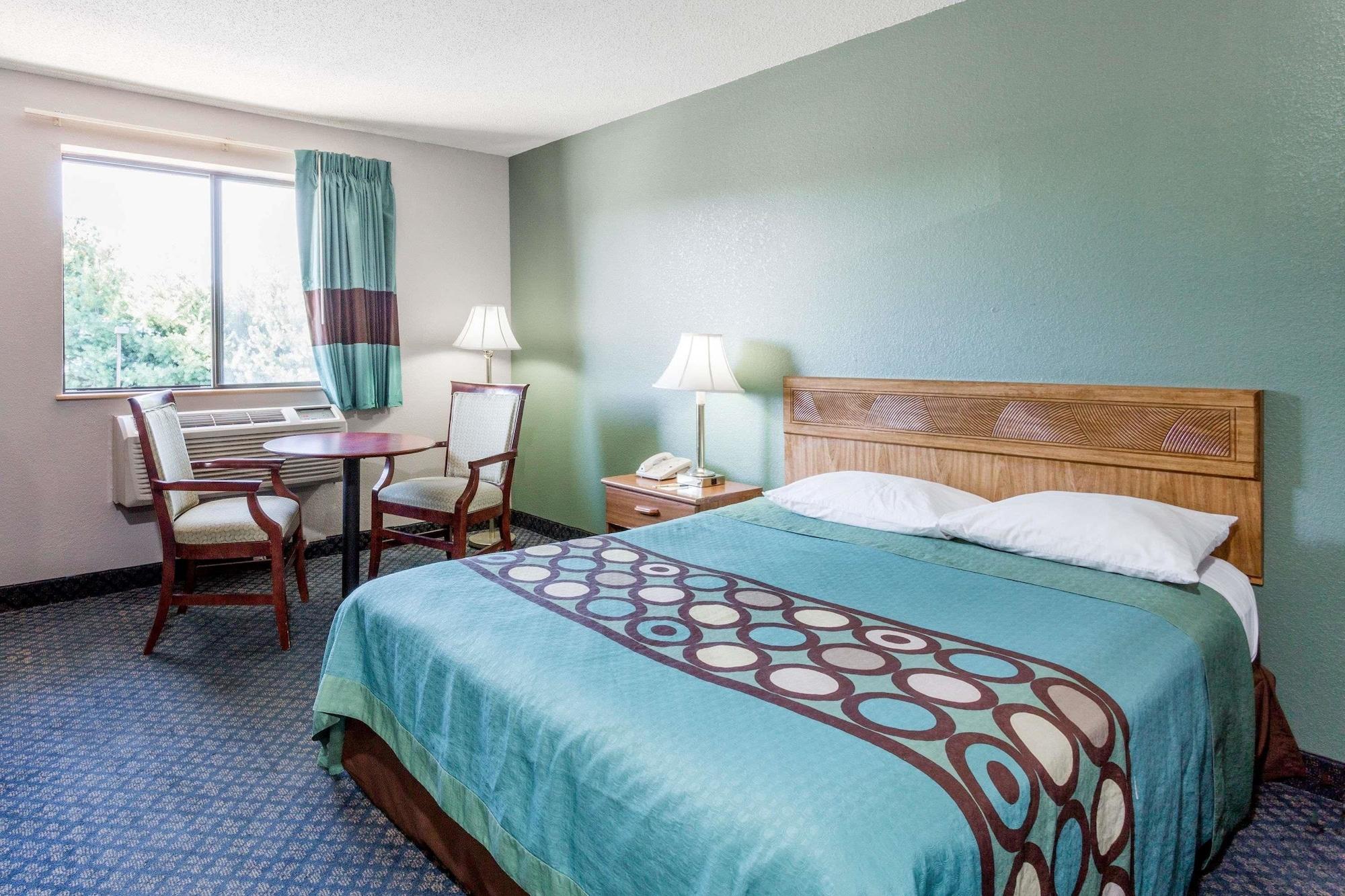 Super 8 By Wyndham Richmond Midlothian Turnpike Hotell Eksteriør bilde